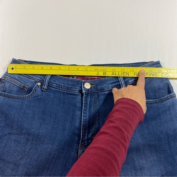 Lee Jeans Women’s 16 Straight Leg Relaxed Flannel Lined Jeans Winter jeans denim - Picture 6 of 8